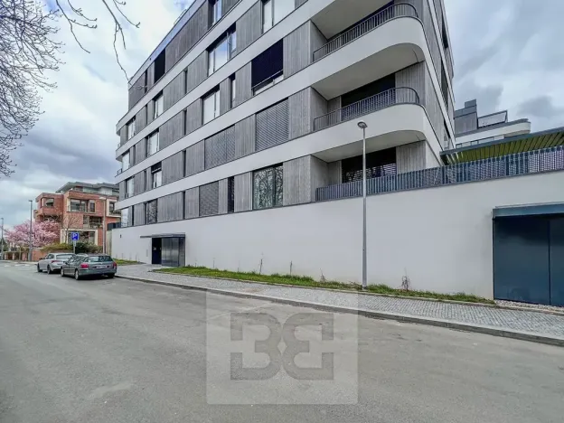 Pronájem bytu 3+kk, Praha - Střešovice, Cukrovarnická, 88 m2