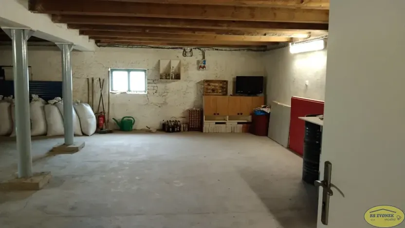 Pronájem skladu, Holešov, 100 m2