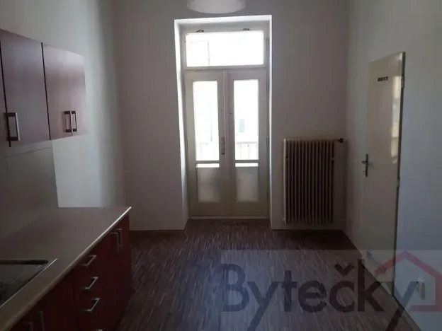 Pronájem bytu 2+1, Praha - Smíchov, Jindřicha Plachty, 65 m2