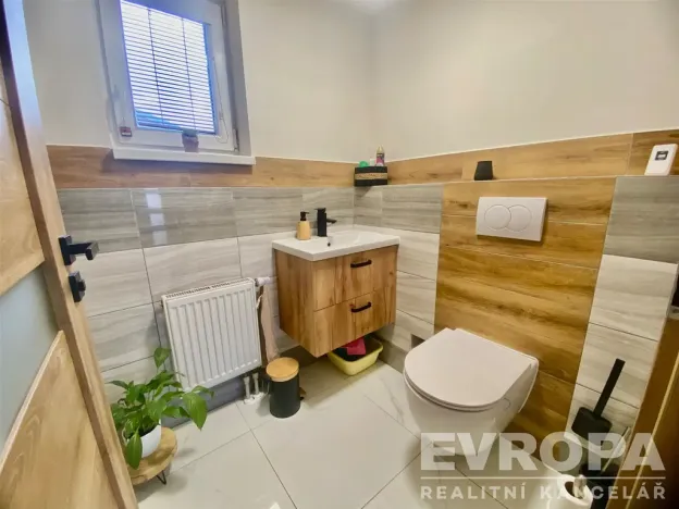 Prodej rodinného domu, Toušice, 160 m2