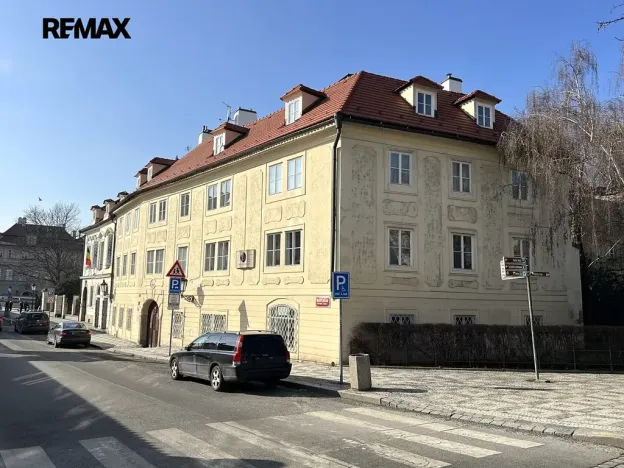 Prodej bytu 4+1, Praha - Malá Strana, Valdštejnská, 117 m2