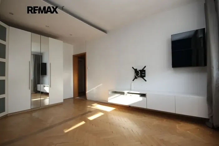 Pronájem bytu 2+1, Praha - Malešice, Troilova, 53 m2