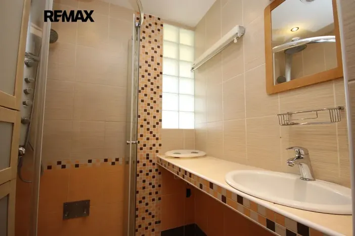 Pronájem bytu 2+1, Praha - Malešice, Troilova, 53 m2