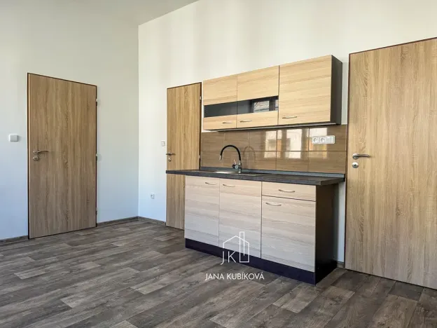 Pronájem bytu 1+1, Kyjov, Svatoborská, 40 m2