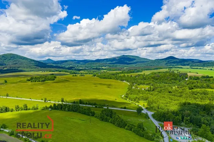 Prodej pozemku pro bydlení, Jablonné v Podještědí - Zámecká, 1942 m2