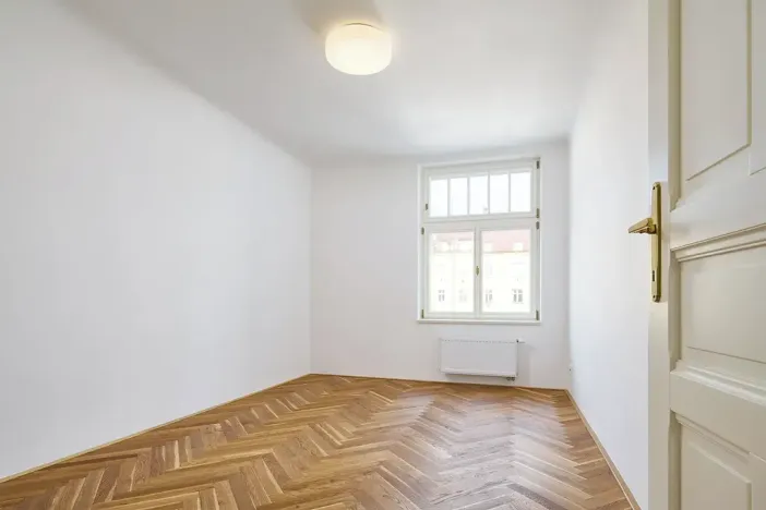 Pronájem bytu 3+kk, Praha - Vršovice, 28. pluku, 70 m2