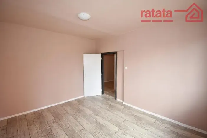 Pronájem bytu 2+1, Kadaň, Chomutovská, 56 m2