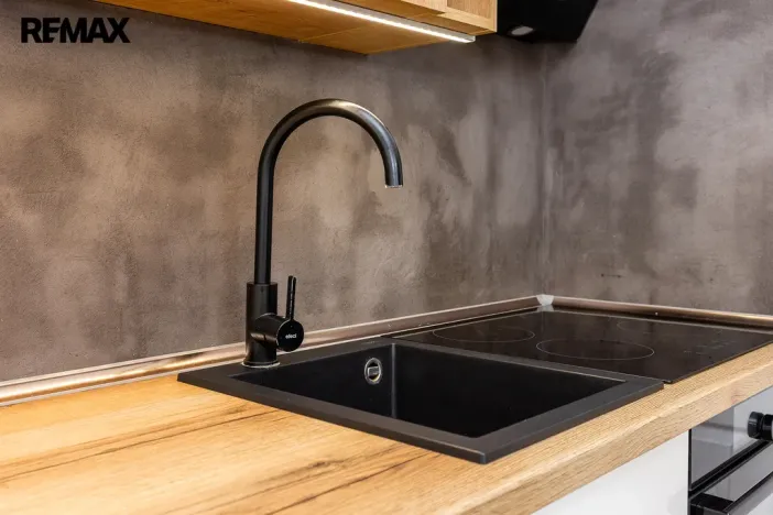 Prodej bytu 3+1, Hradec Králové - Pražské Předměstí, Baarova, 77 m2