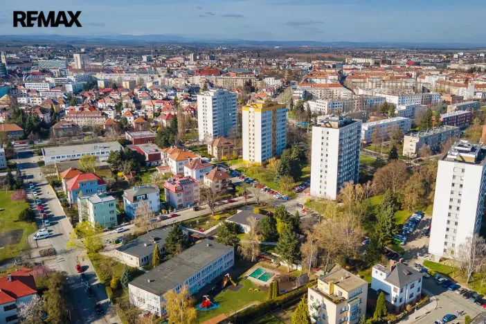 Prodej bytu 3+1, Hradec Králové - Pražské Předměstí, Baarova, 77 m2