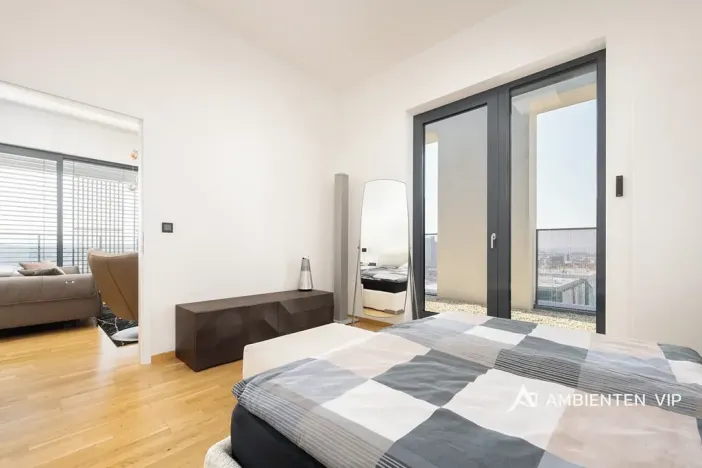 Prodej bytu 2+kk, Praha - Vysočany, Oktábcových, 72 m2