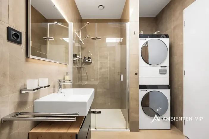 Prodej bytu 2+kk, Praha - Vysočany, Oktábcových, 72 m2