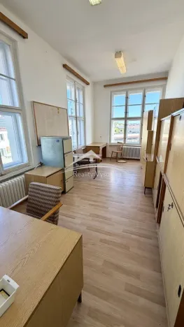 Pronájem kanceláře, Havlíčkův Brod, Dobrovského, 19 m2