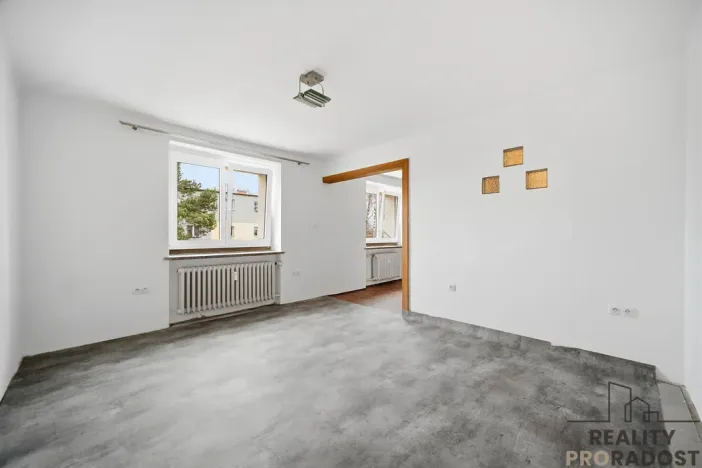 Prodej bytu 1+1, Rybitví, Činžovních domů, 30 m2