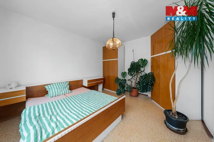 Prodej bytu 4+1, Ústí nad Labem - Krásné Březno, Neštěmická, 84 m2