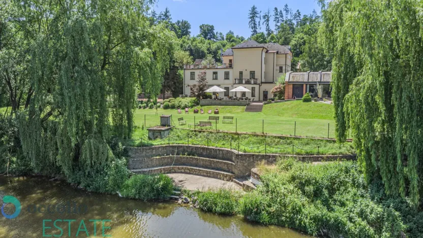 Prodej ubytování, Chocerady - Samechov, 1430 m2