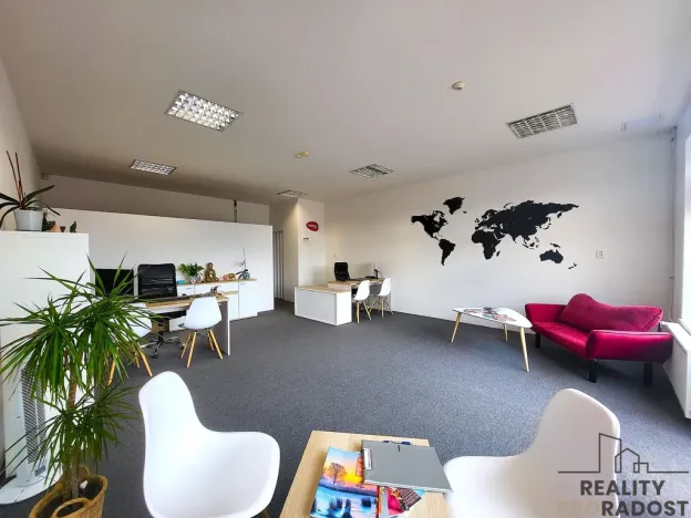 Pronájem obchodního prostoru, Pohořelice, Znojemská, 44 m2