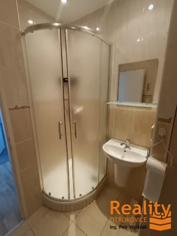 Pronájem bytu 1+1, Otrokovice - Kvítkovice, Luční, 33 m2