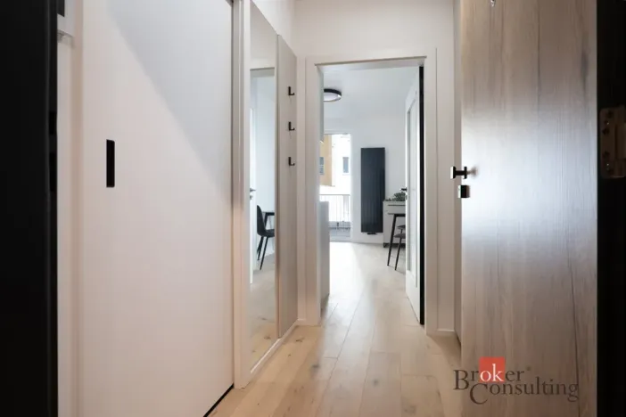 Pronájem bytu 1+kk, Praha - Vršovice, Krymská, 25 m2