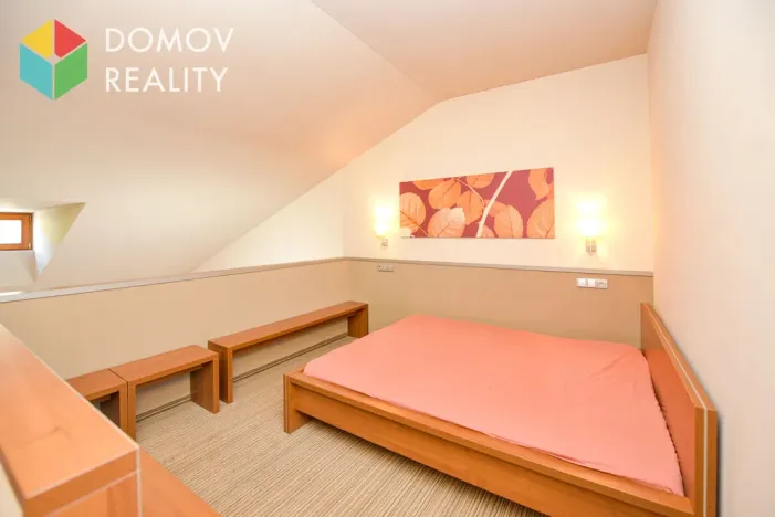 Pronájem bytu 2+kk, Králův Dvůr, Obchodní, 42 m2