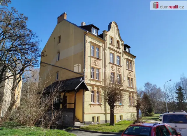 Pronájem bytu 1+1, Karlovy Vary - Stará Role, Javorová, 37 m2