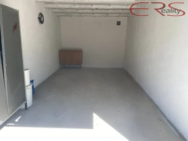 Pronájem garáže, Liberec, Žitavská, 19 m2