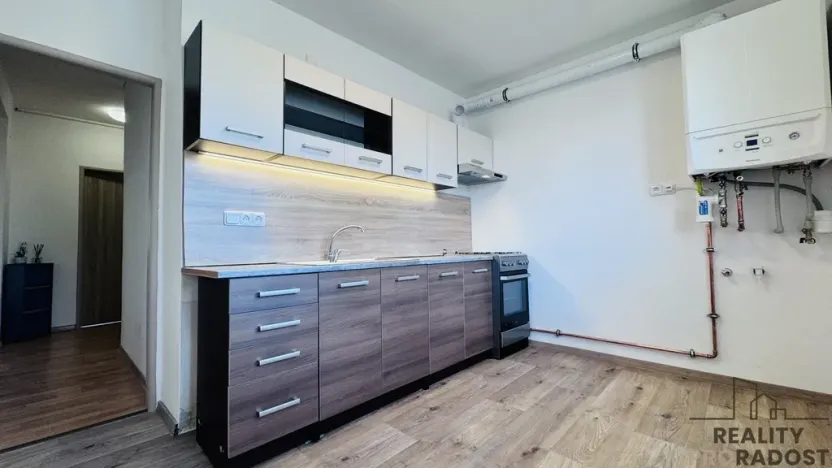 Pronájem bytu 3+1, Hodonín, třída Bří Čapků, 85 m2