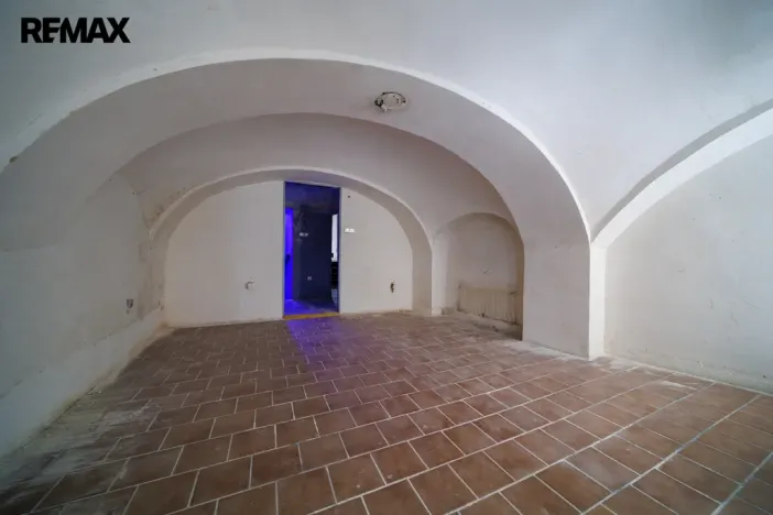 Prodej obchodního prostoru, Cheb, Cechovní, 158 m2