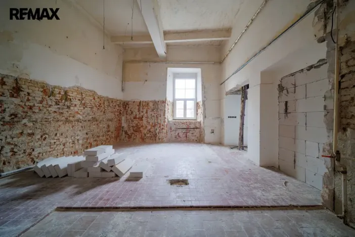 Prodej obchodního prostoru, Cheb, Cechovní, 158 m2