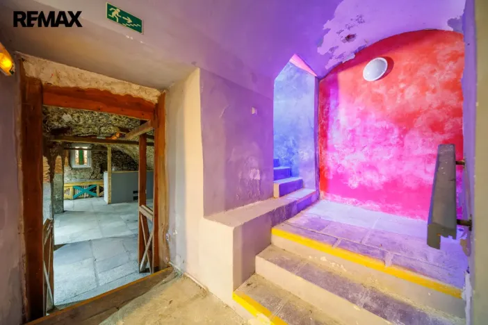 Prodej obchodního prostoru, Cheb, Cechovní, 253 m2