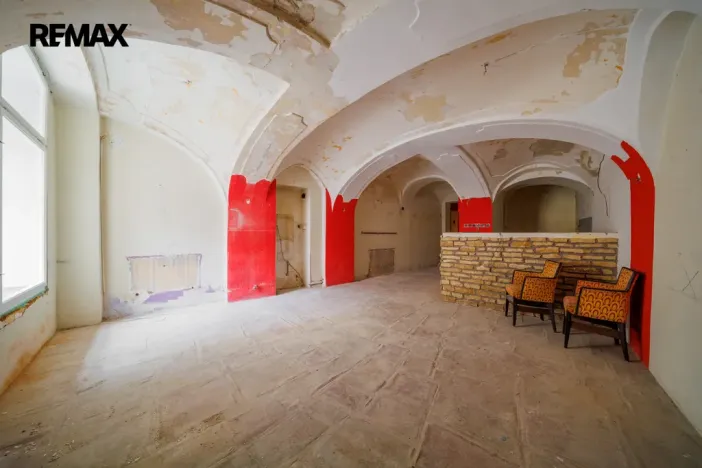 Prodej obchodního prostoru, Cheb, Cechovní, 253 m2