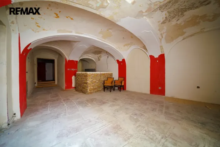 Prodej obchodního prostoru, Cheb, Cechovní, 253 m2