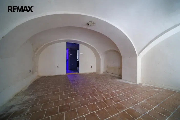 Prodej obchodního prostoru, Cheb, Cechovní, 253 m2