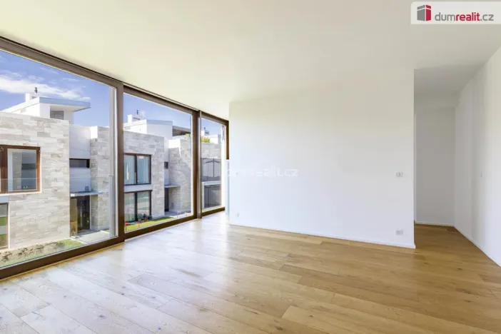 Prodej rodinného domu, Praha - Libuš, V Hrobech, 378 m2