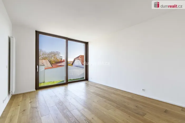 Prodej rodinného domu, Praha - Libuš, V Hrobech, 378 m2