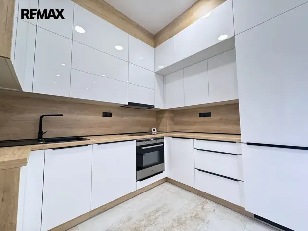 Pronájem bytu 1+kk, Karviná, Karola Śliwky, 34 m2