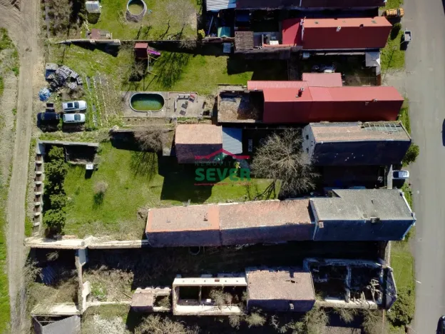 Prodej vícegeneračního domu, Bitozeves - Nehasice, 292 m2