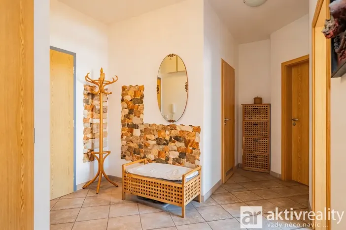 Prodej bytu 3+kk, Praha - Kyje, Farkašova, 71 m2