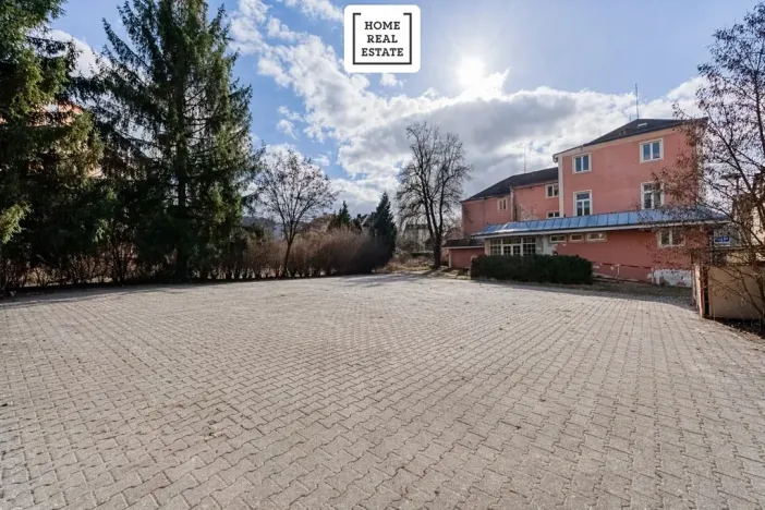 Prodej ubytování, Karlovy Vary, Studentská, 1886 m2