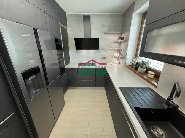 Prodej rodinného domu, Praha - Újezd nad Lesy, Novosibřinská, 220 m2