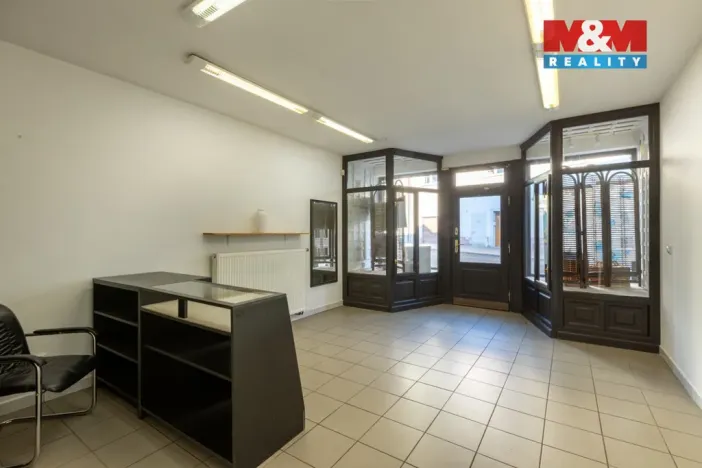 Prodej obchodního prostoru, Postoloprty, Marxovo náměstí, 440 m2