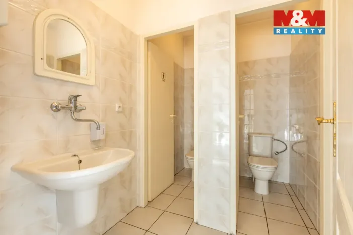 Prodej obchodního prostoru, Postoloprty, Marxovo náměstí, 440 m2