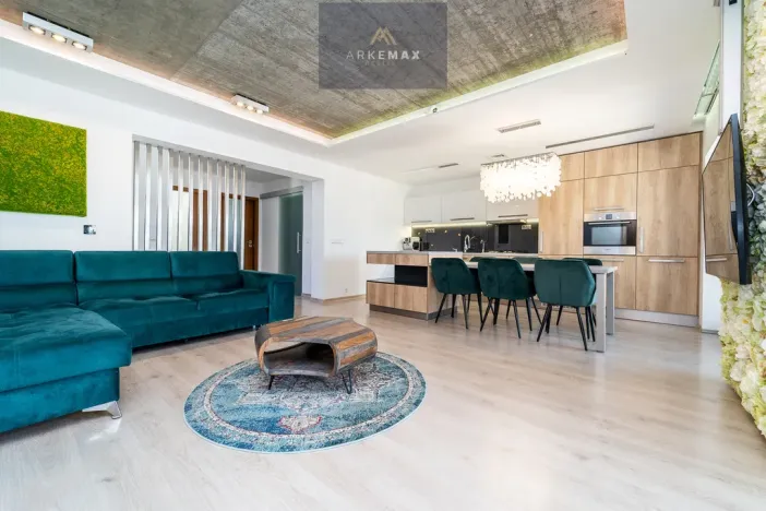 Pronájem rodinného domu, Žabeň, 410 m2