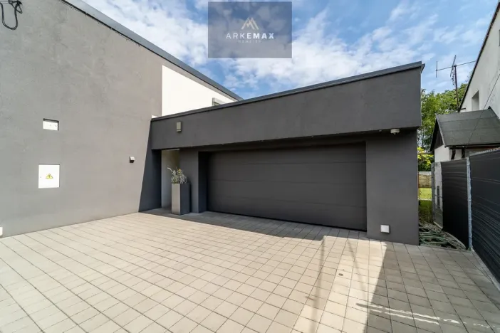 Pronájem rodinného domu, Žabeň, 410 m2