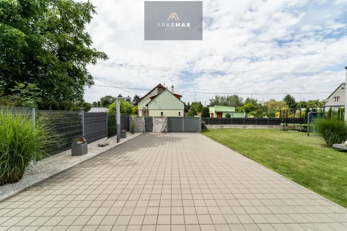 Pronájem rodinného domu, Žabeň, 410 m2