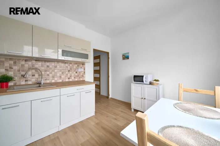 Prodej bytu 1+1, Hradec Králové - Třebeš, Pod Zámečkem, 38 m2