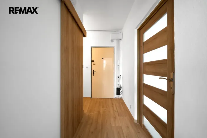 Prodej bytu 1+1, Hradec Králové - Třebeš, Pod Zámečkem, 38 m2