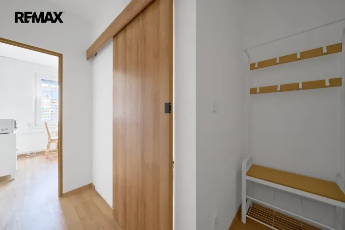 Prodej bytu 1+1, Hradec Králové - Třebeš, Pod Zámečkem, 38 m2