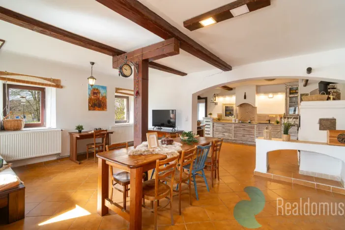Prodej apartmánu, Malšín - Ostrov, 360 m2