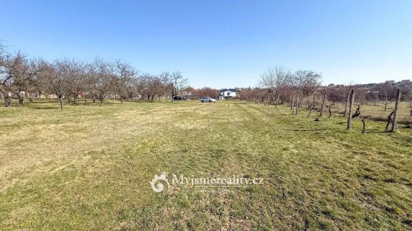 Prodej zahrady, Suchohrdly, 1465 m2