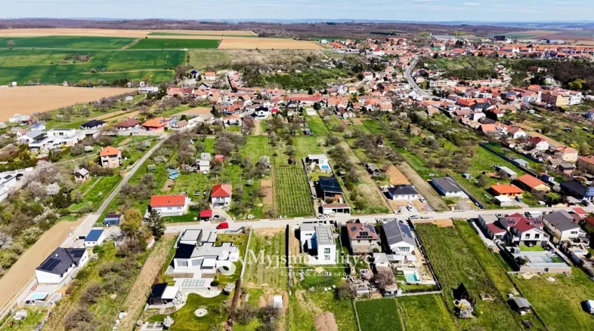 Prodej zahrady, Suchohrdly, 1465 m2